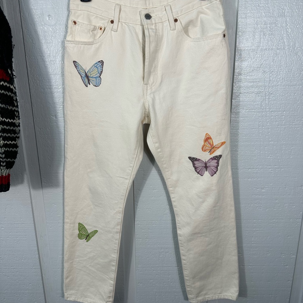 Levi’s Women’s White 501 Butterfly Jeans Size 30 x 28 EUC - Picture 3 of 12